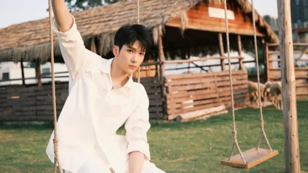 阳光 帅气 衬衫 余承恩 12k影视壁纸 MACGF.COM - macGF