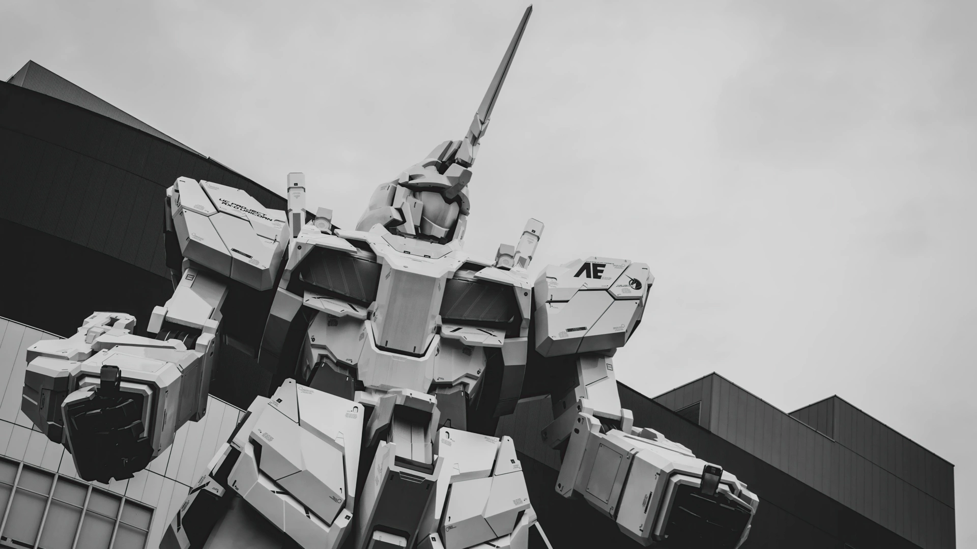 高达 酷炫 现实 12k动漫游戏壁纸