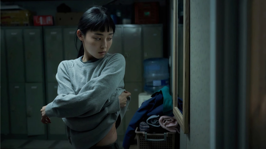 寄生獸：灰色部隊 全少妮 12k影视壁纸 - macGF
